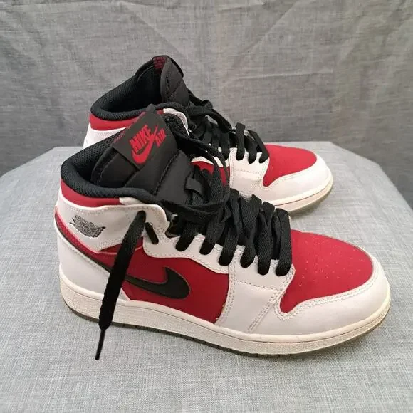 Nike Air Jordan Mid GS size 575441-123 RARE vi Carmine 2014